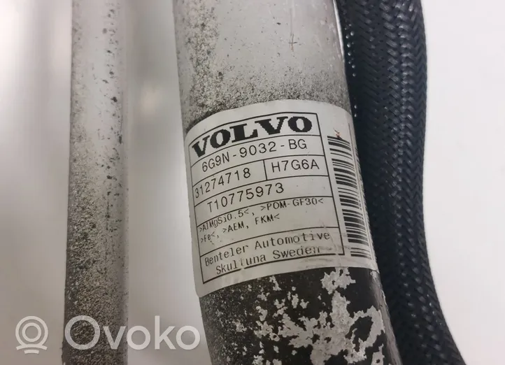 Volvo V70 Tubo e bocchettone per riempimento serbatoio del carburante 31274718