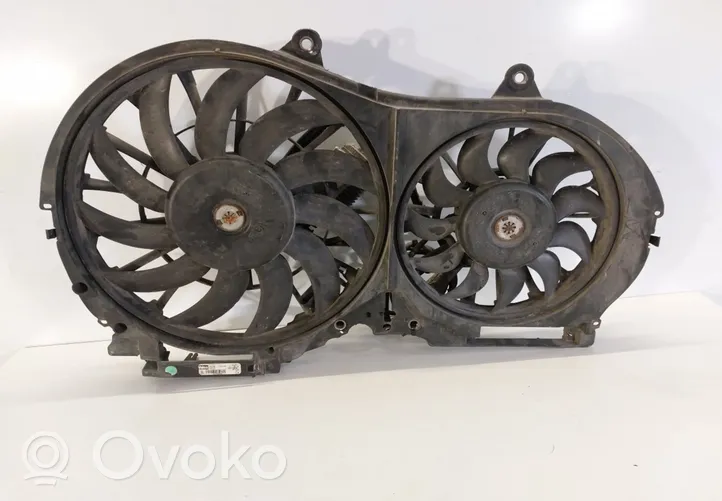 Audi A6 S6 C5 4B Ventilatore di raffreddamento elettrico del radiatore 870720Q