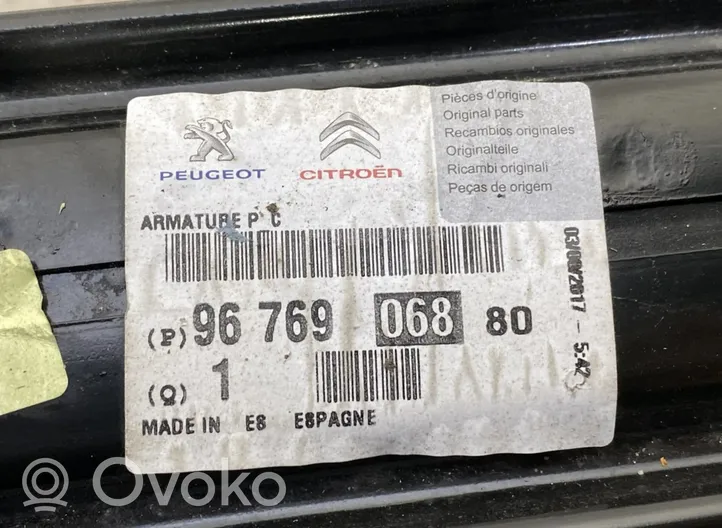 Citroen C-Elysée Belka zderzaka przedniego 9676906880