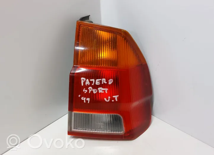 Mitsubishi Pajero Sport I Lampa tylna MR322702