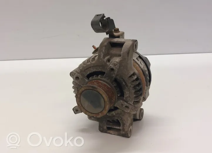 Toyota Corolla Verso E121 Alternator 270600G011