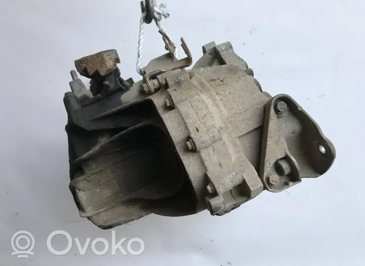 Ford Mondeo Mk III Manual 5 speed gearbox 1S7R7F096
