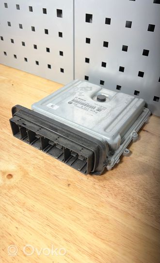 BMW X5 E70 Calculateur moteur ECU 0281018319