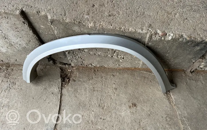 BMW X5 E70 Galinės arkos apdaila 8036652