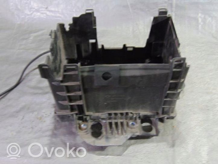 Renault Clio III Vassoio scatola della batteria 