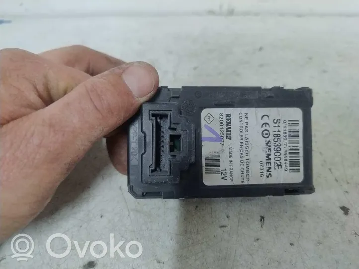 Renault Laguna II Ignition key card reader 8200125077