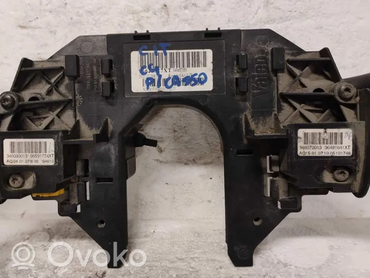 Citroen C4 I Picasso Interruptor/palanca de limpiador de luz de giro 96627927XT