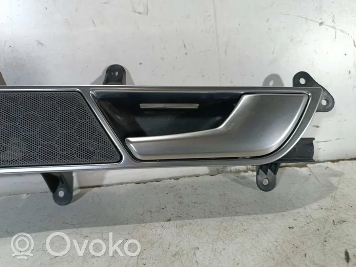 Audi A6 S6 C6 4F Poignée inférieure de porte avant 4F0837020