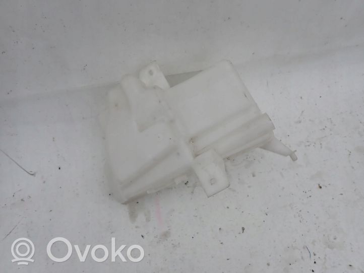 Volvo V40 Réservoir de liquide lave-glace 32237453