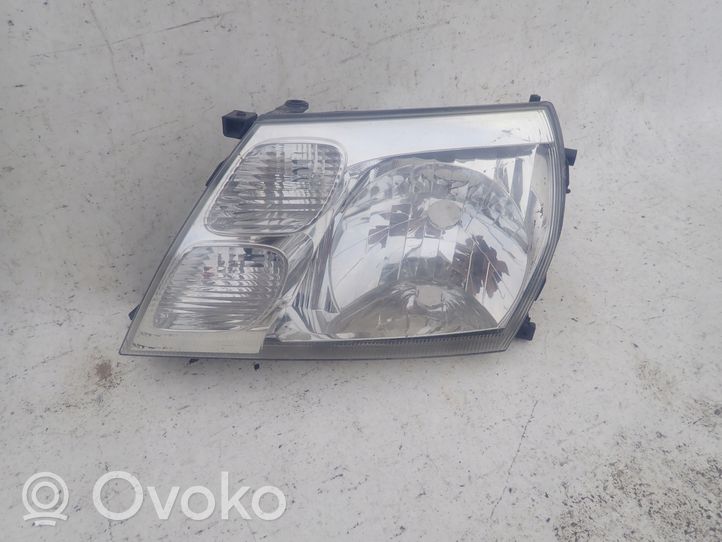 Toyota Hiace (H200) Phare frontale 