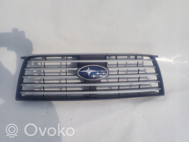 Subaru Forester SG Maskownica / Grill / Atrapa górna chłodnicy 