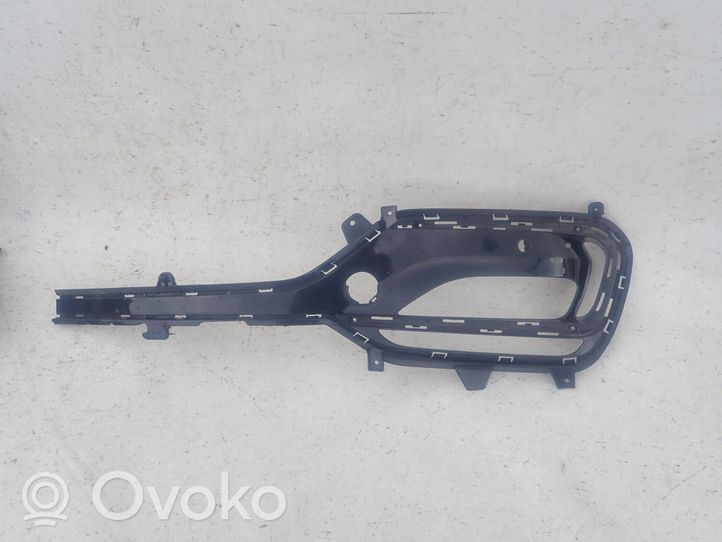 Hyundai Santa Fe Mascherina inferiore del paraurti anteriore 865642WAA0