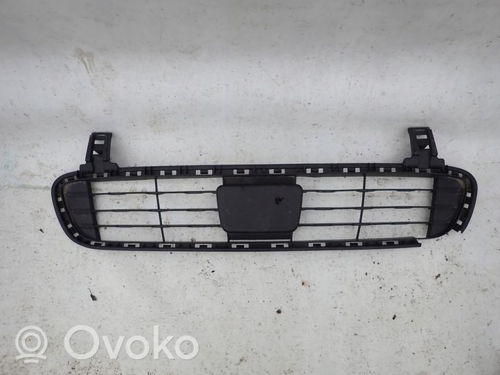 KIA Stonic Grille inférieure de pare-chocs avant 86560H8410