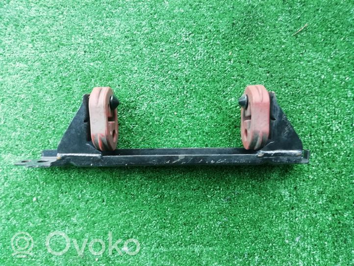 Volkswagen Golf VI Muffler mount bracket/holder 