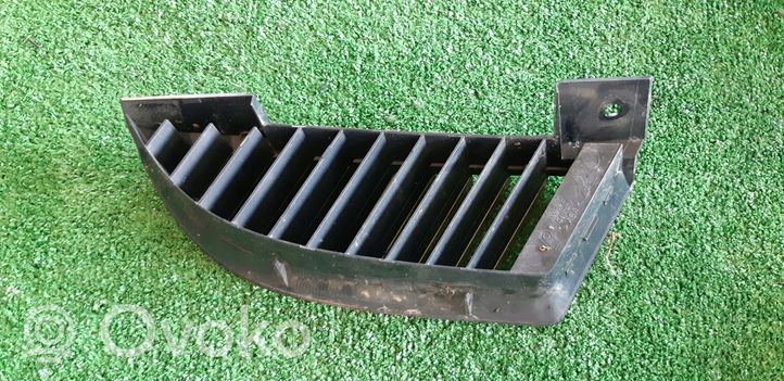 Mitsubishi Colt CZ3 Grille inférieure de pare-chocs avant MN127773