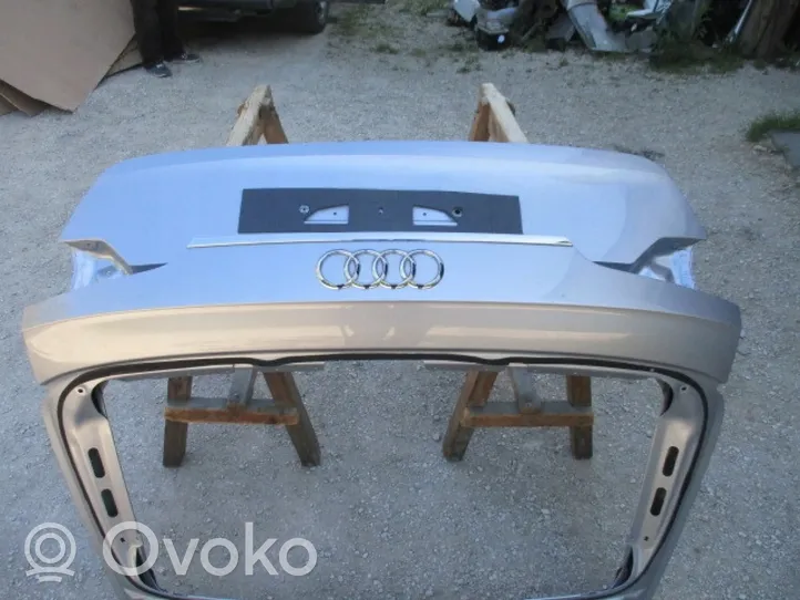 Audi A4 S4 B9 8W Portellone posteriore/bagagliaio 