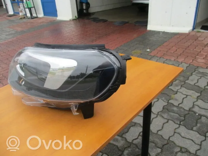 Opel Vivaro Headlight/headlamp 