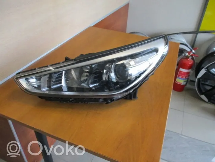 Hyundai i30 Faro/fanale 