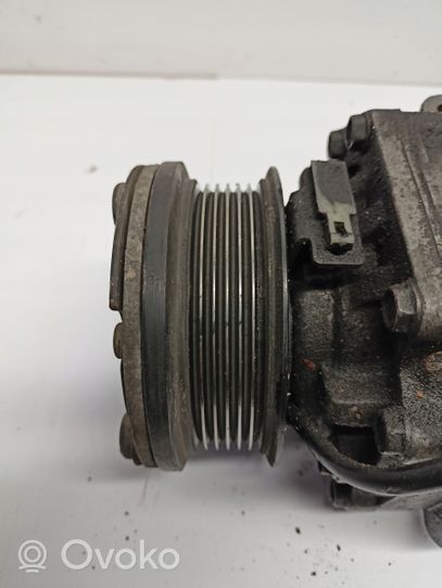 Ford Focus Ilmastointilaitteen kompressorin pumppu (A/C) 