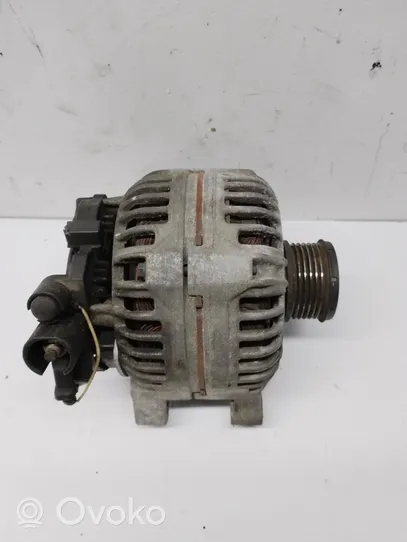 Renault 9 Generatore/alternatore 437433