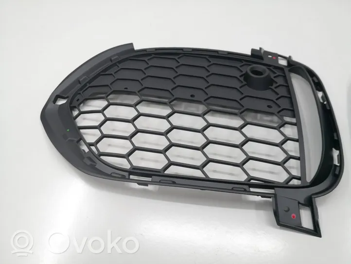 BMW X5 F15 Grille inférieure de pare-chocs avant 8053883