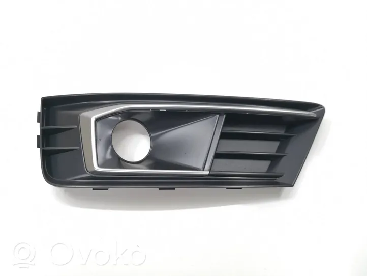 Audi A4 S4 B9 Mascherina/griglia fendinebbia anteriore 8W0807681S