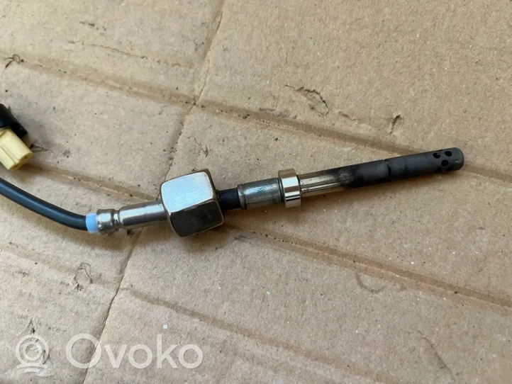 Mercedes-Benz Sprinter W907 W910 Exhaust gas temperature sensor A0255456526