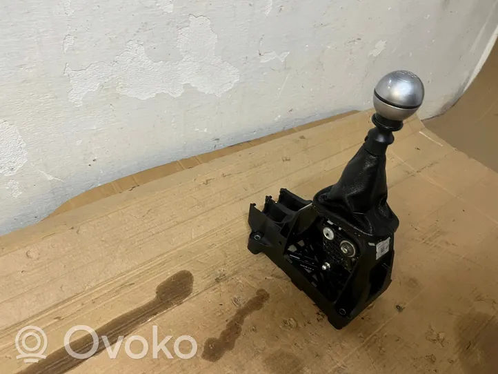 Jeep Compass Gear shifter/selector 520C635