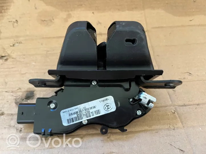 Jeep Compass Takaluukun/tavaratilan lukon vastakappale 68247936AB