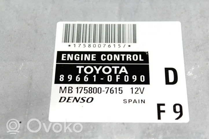 Toyota Corolla Verso AR10 Moottorin ohjainlaite/moduuli 896610F090