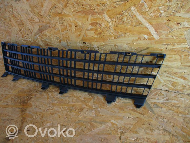 Renault Clio III Grille inférieure de pare-chocs avant 2006236