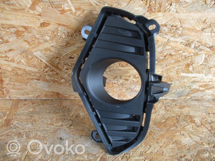 Toyota RAV 4 (XA50) Etupuskurin alempi jäähdytinsäleikkö 5212842190