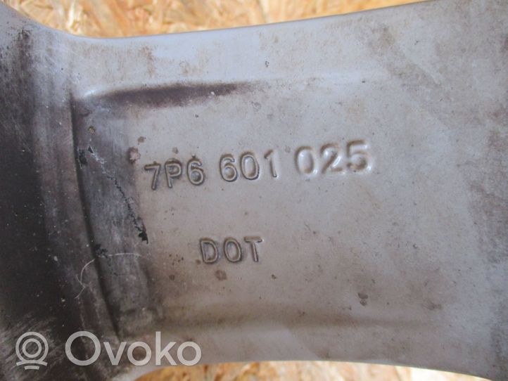 Volkswagen Touareg I R17 alloy rim 7P6601025