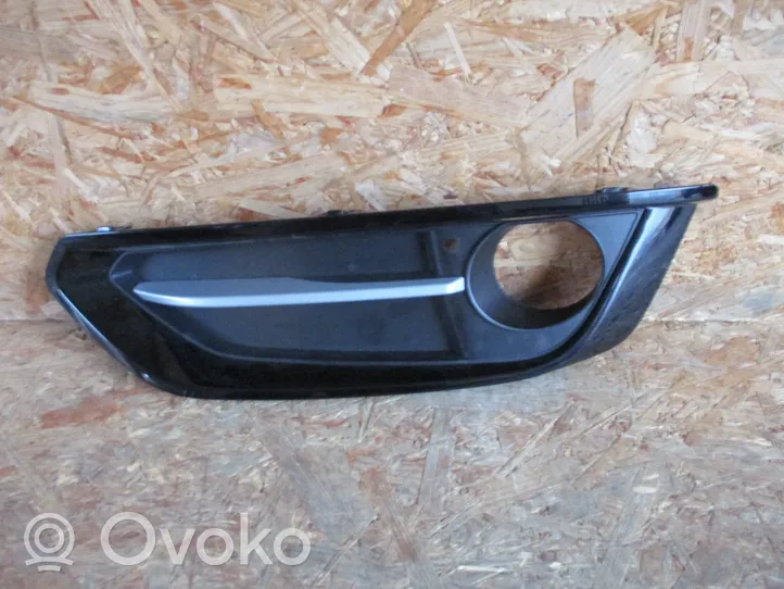 BMW 2 F22 F23 Etupuskurin alempi jäähdytinsäleikkö 51117343731