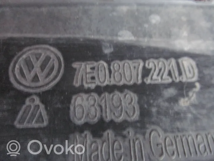 Volkswagen Transporter - Caravelle T6 Priekšējais bamperis 7E0807221D