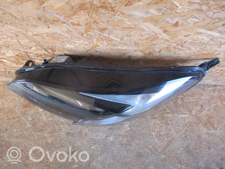 Opel Corsa E Headlight/headlamp 13381335