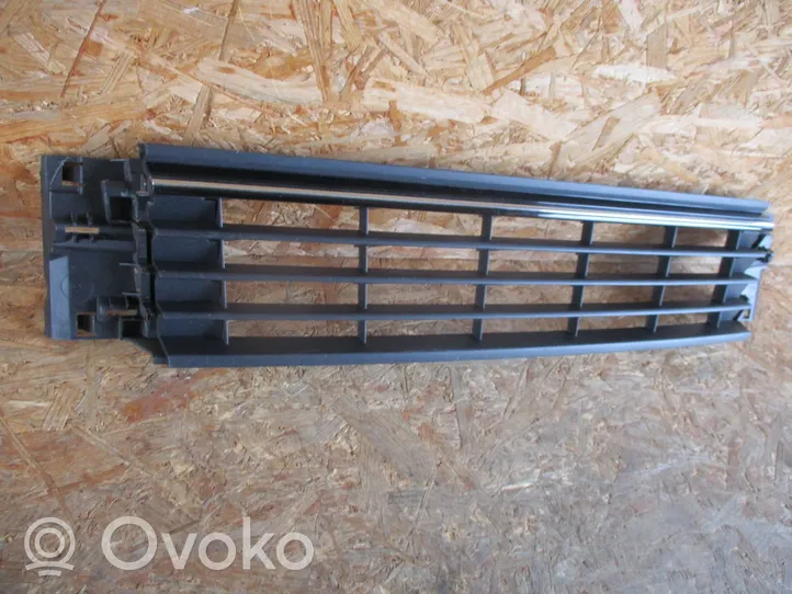 Volkswagen Polo V 6R Grille inférieure de pare-chocs avant 5C0853950