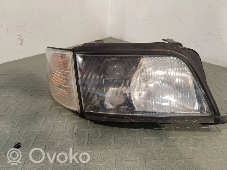 Audi A6 S6 C4 4A Lampa przednia 