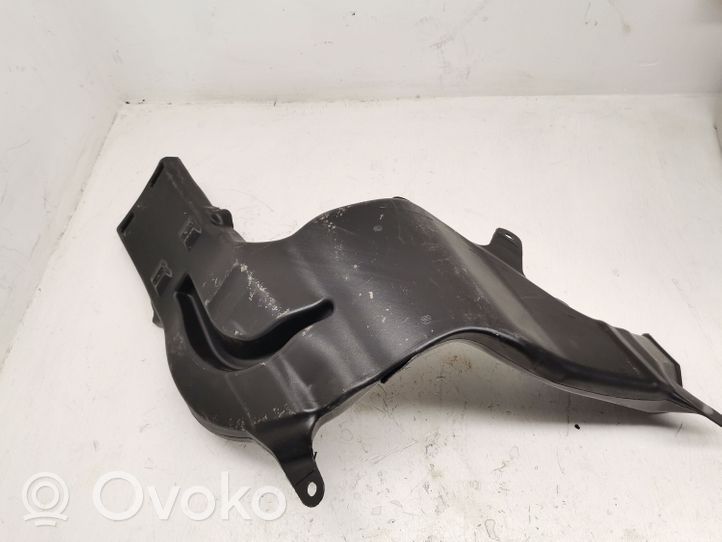 BMW M4 F82 F83 Cabin air duct channel 7221927