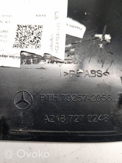 Mercedes-Benz CLS C218 X218 Kojelaudan sivupäätyverhoilu A2187270248