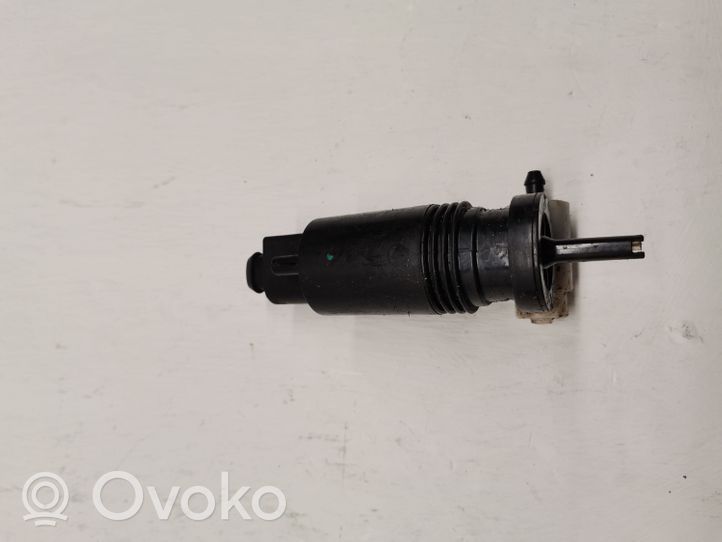 Mercedes-Benz S AMG W222 Windscreen/windshield washer pump 1017634