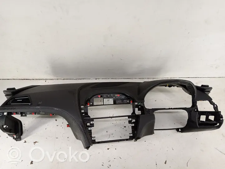 BMW 6 F06 Gran coupe Dashboard 9238624