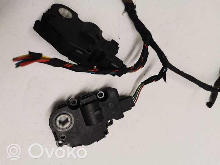 BMW 3 F30 F35 F31 Imusarjan venttiilin käyttömoottori T1015556H