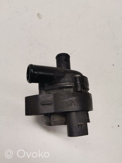 Mercedes-Benz C AMG W205 Electric auxiliary coolant/water pump A2118350028