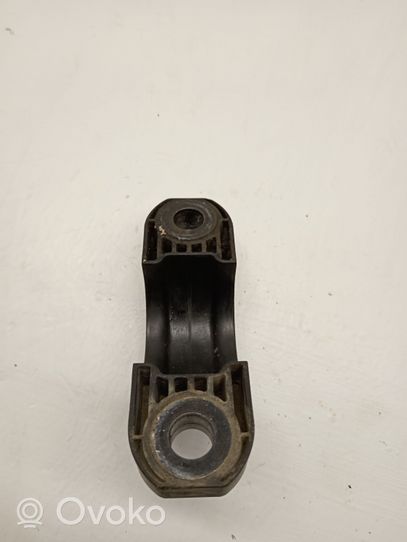 BMW 7 G11 G12 Halterung Stabilisator vorne 6861472