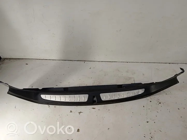 BMW 3 F30 F35 F31 Bagažinės slenksčio apdaila 7221875