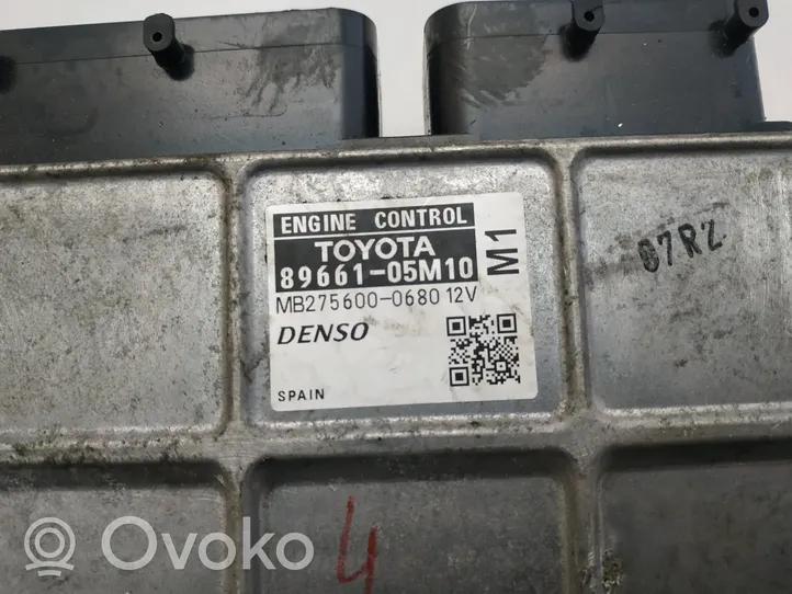 Toyota Avensis T270 Sterownik / Moduł ECU 8966105M10