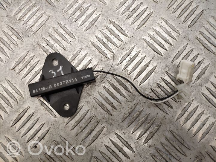 Mitsubishi Outlander Amplificateur d'antenne 8637B114