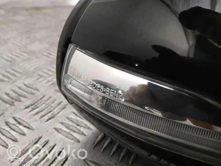Mercedes-Benz S W222 Außenspiegel elektrisch Tür vorne E1021279