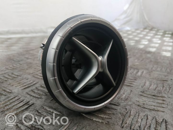 Mercedes-Benz CLA C117 X117 W117 Lango oro grotelės A1178300554